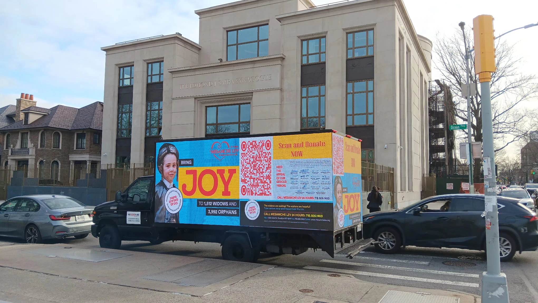 Mobile Billboard 6